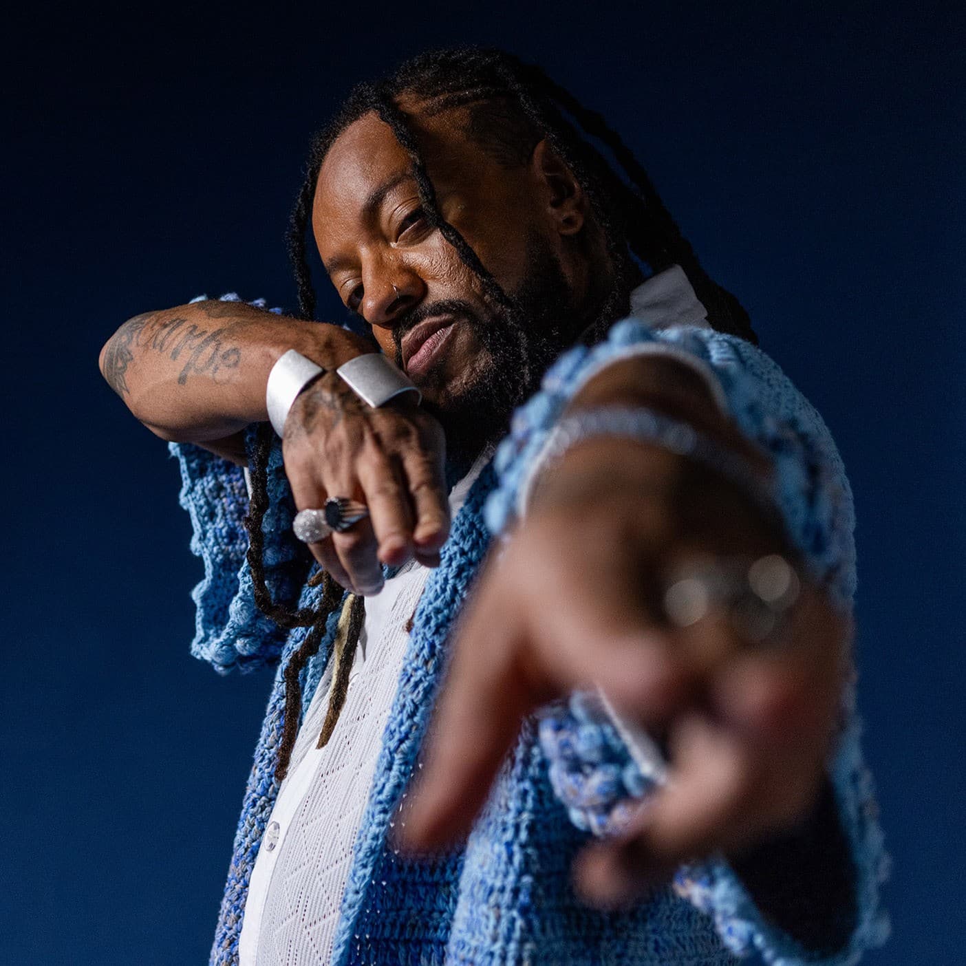 Rael mergulha nas profundezas